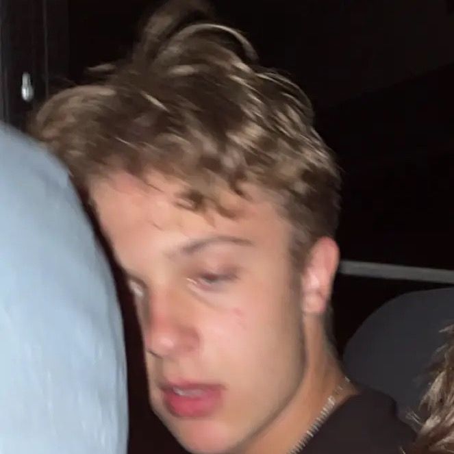 Profile Picture of Adam (@adumbass0berg) on Tiktok