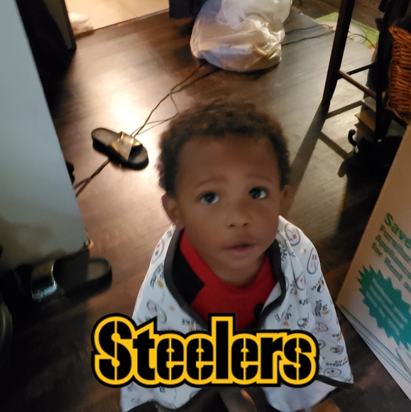 Profile Picture of James Jeffries (@jamesjeffrie600) on Poshmark