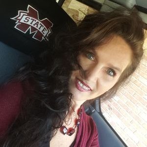 Profile Picture of Jamie Warren Jones ❤🇺🇸🙌 (@JamieJonesRandF) on Twitter