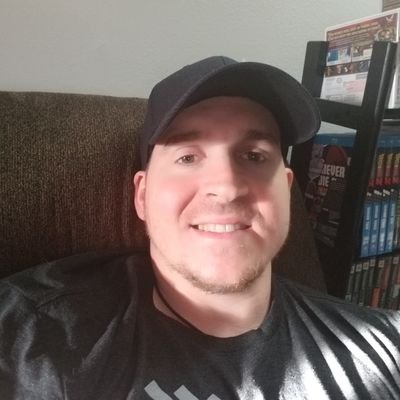 Profile Picture of Rickeytang83 (@RichardLoy18) on Twitter