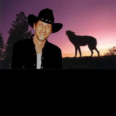 Profile Picture of Tracy Poling (@Alabamacoyote) on Twitter