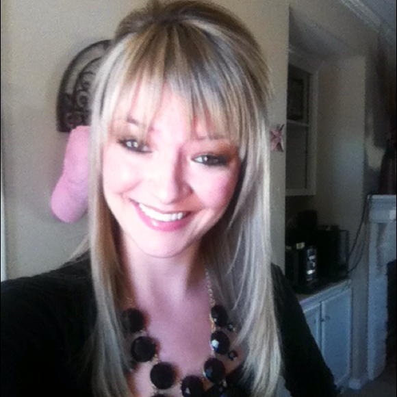 Avery Bamert - Poshmark Profile Picture of Avery Bamert (@averybamert) on Poshmark