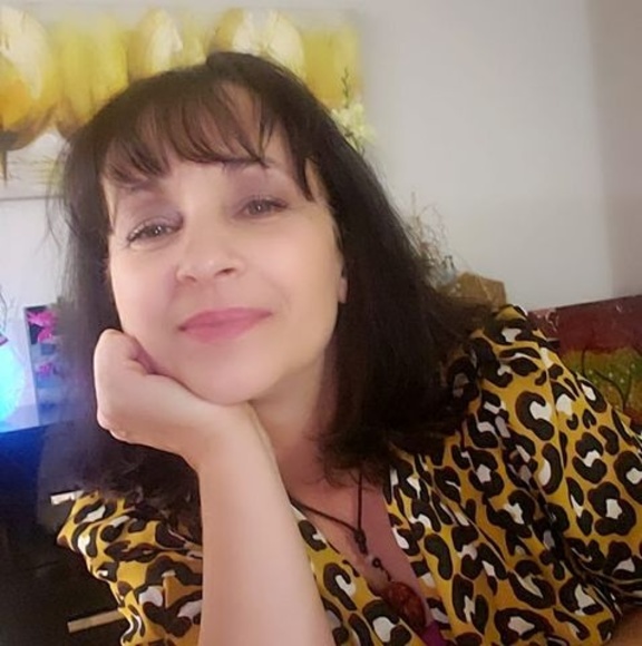 Profile Picture of Geta Racovita (@geta_racovita) on Poshmark