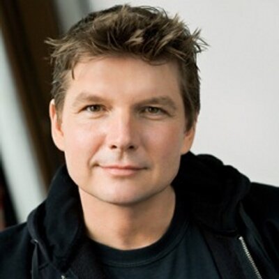 Profile Picture of Craig-Ryan French (@crfmakeup) on Twitter