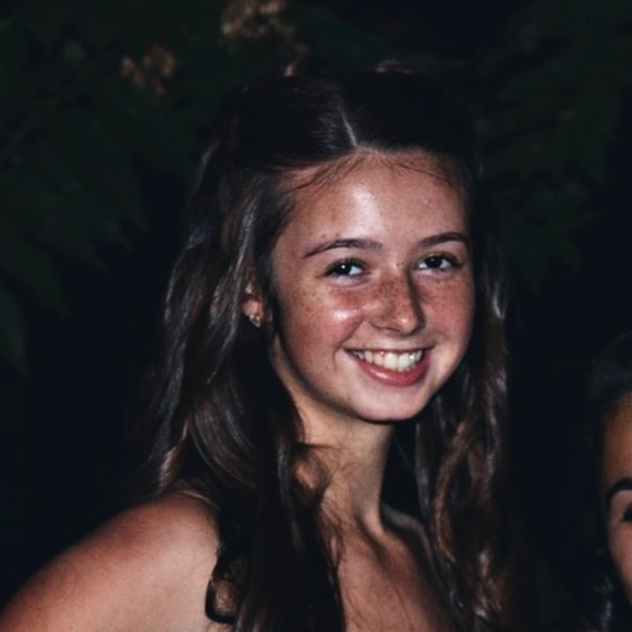 Profile Picture of Jenna Brinkley (@jenna117) on Poshmark