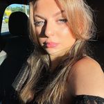 Profile Picture of it’s a vibe 🦋 (@mia__richards) on Instagram