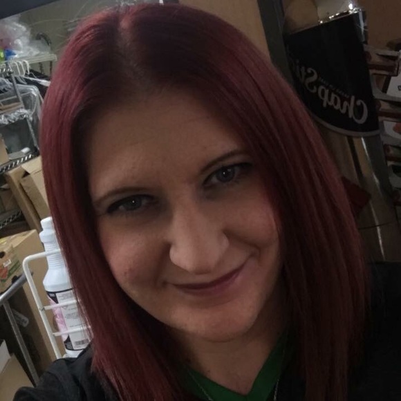 Profile Picture of Kristina Ghrist (@kristaylor87) on Poshmark