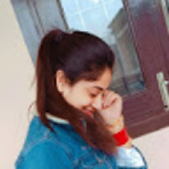 Profile Picture of Baldev kaur Gill (@bal2001gill) on Poshmark