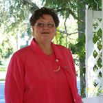 Profile Picture of Paula Mobley Hubbard (@xflchic) on Instagram