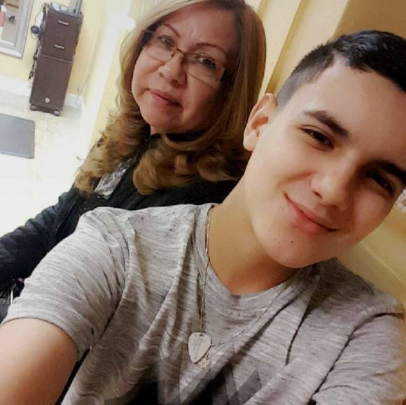 Profile Picture of Isabel Hernandez (@systemprinter) on Poshmark