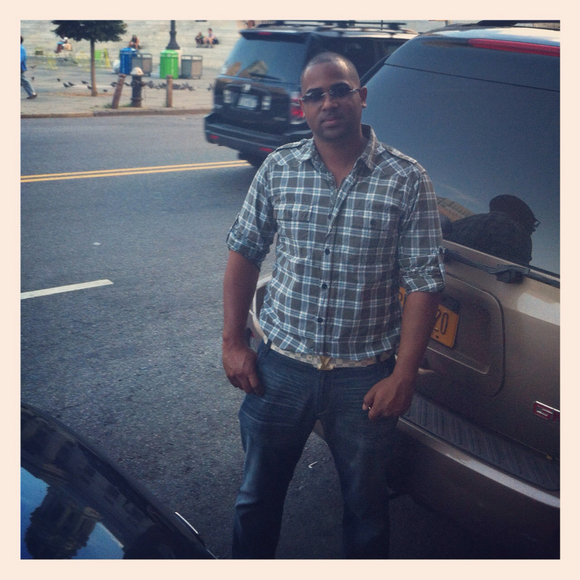 Profile Picture of Robert Fajardo (@robert319) on Poshmark