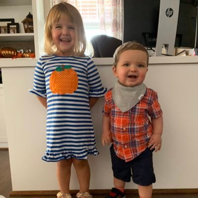 Profile Picture of Michelle Oakley (@4oakley) on Twitter