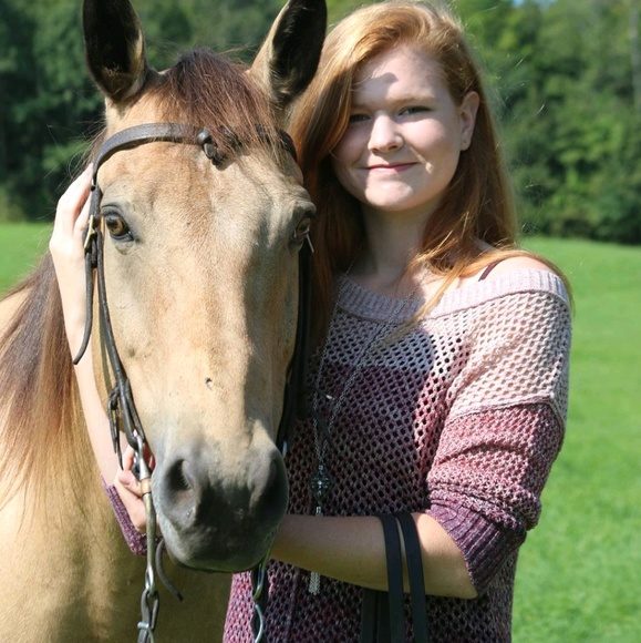 Morgan Hurd - Poshmark Profile Picture of Morgan Hurd (@gingersnap1234) on Poshmark