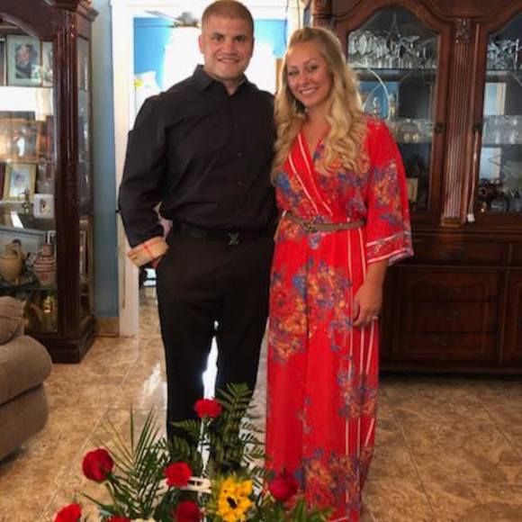 Profile Picture of Andrea Wright (@ajw313) on Poshmark