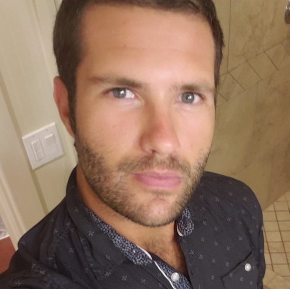 Profile Picture of Andrew Culbertson (@andrewc615) on Poshmark
