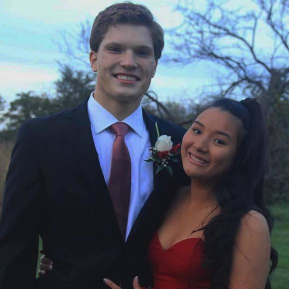 Profile Picture of Adam Kowalyshen (@adamk134) on Poshmark