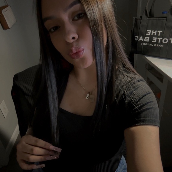 Profile Picture of Ana Priego (@ana_priego) on Poshmark