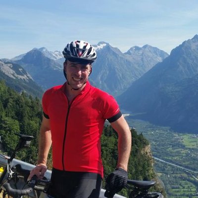 Profile Picture of Luke (@lukebushZA) on Twitter