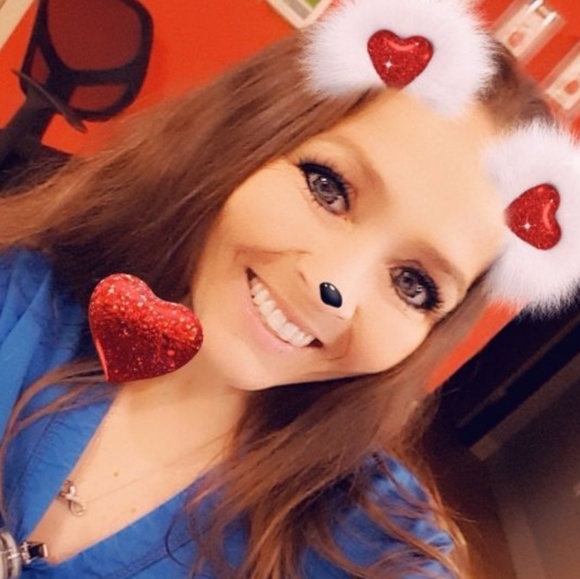 Profile Picture of Rhonda Manning (@rhonda1980m) on Poshmark