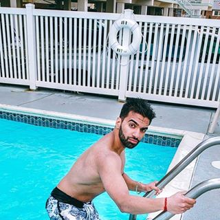 Hitesh Joshi (Harry) - Facebook Profile Picture of Hitesh Joshi (Harry) (@harry161997) on Facebook