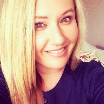 Profile Picture of Caitie Marie (@CocoMarie220) on Twitter