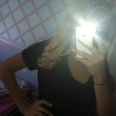 Profile Picture of Clarissa Wright (@clarissawrightt) on Twitter