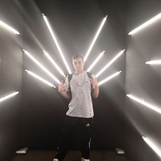 Profile Picture of Ianzin (@ianroot3) on Twitter