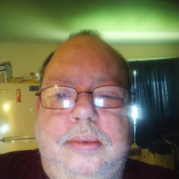 Profile Picture of James Sampson (@jamessampson952) on Poshmark