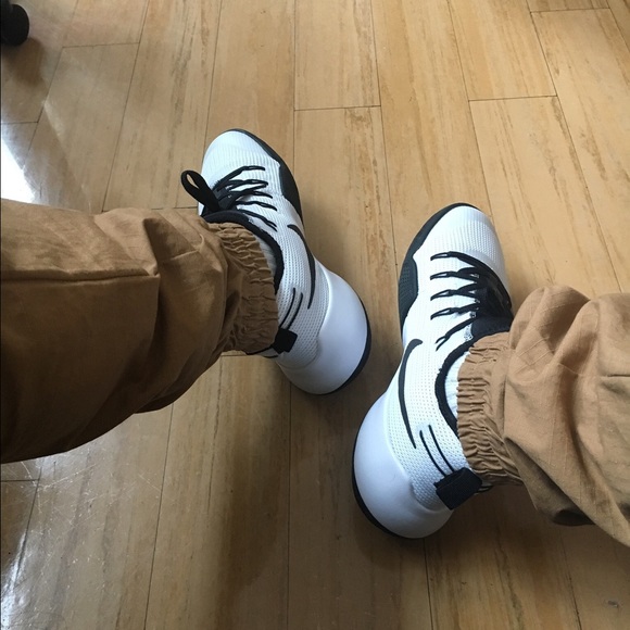 Profile Picture of Colby Newton (@iam_cxnxlv) on Poshmark