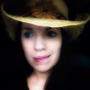 Profile Picture of Crystal Lay (@crystallay9496) on Youtube