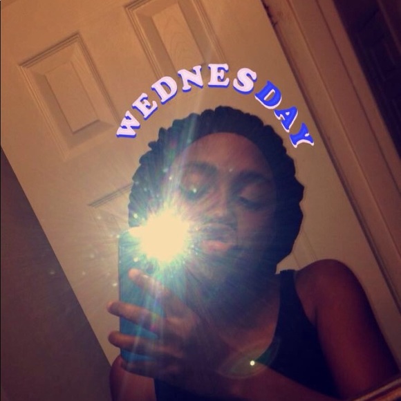 Profile Picture of Harmony Daniels (@shortyy1800) on Poshmark