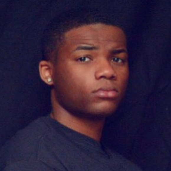 Profile Picture of D Stokes (@immortalprod) on Poshmark