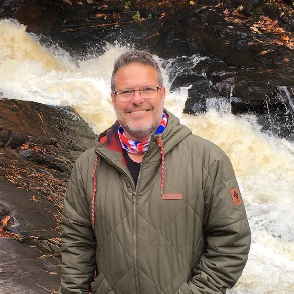 Profile Picture of Andrew Jeffs (@ajeffs68) on Poshmark