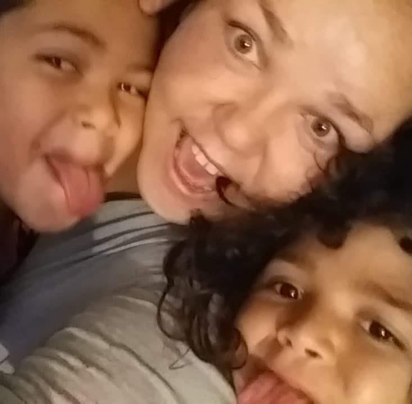 Profile Picture of Lisa Bolos (@omarismommy40) on Poshmark