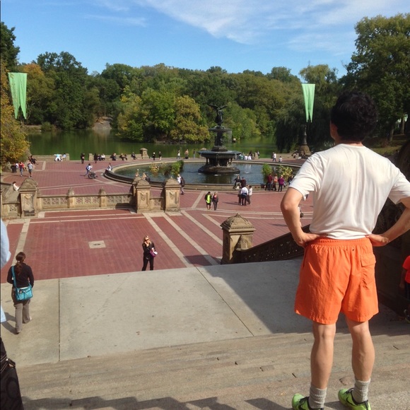 Profile Picture of Glema Adams (@bclay0200) on Poshmark