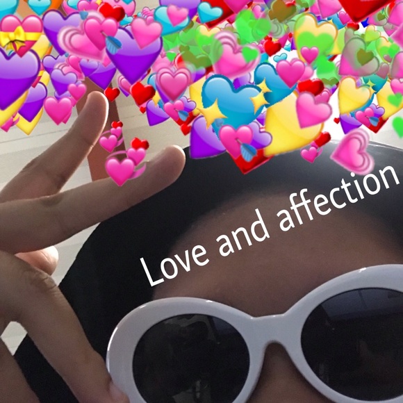 Profile Picture of Alexialexis Whitby (@honest_lex) on Poshmark