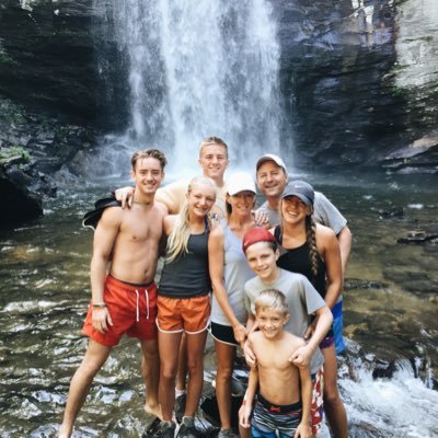 Profile Picture of Zach Erickson (@ZachErickson5) on Twitter