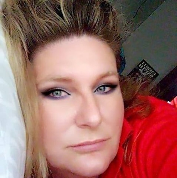 Profile Picture of Tuesday Mahurin (@tuesdaymahurin) on Poshmark