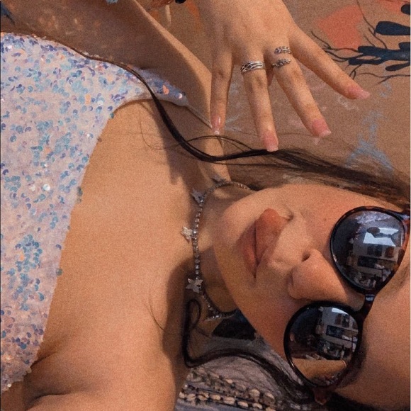 Profile Picture of Destiny Ledesma (@destinyledes438) on Poshmark
