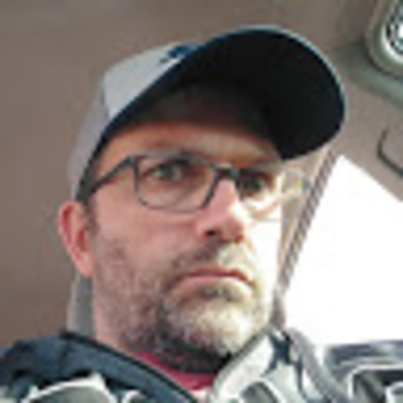 Profile Picture of Brian Buccilli (@brianbuccilli) on Poshmark
