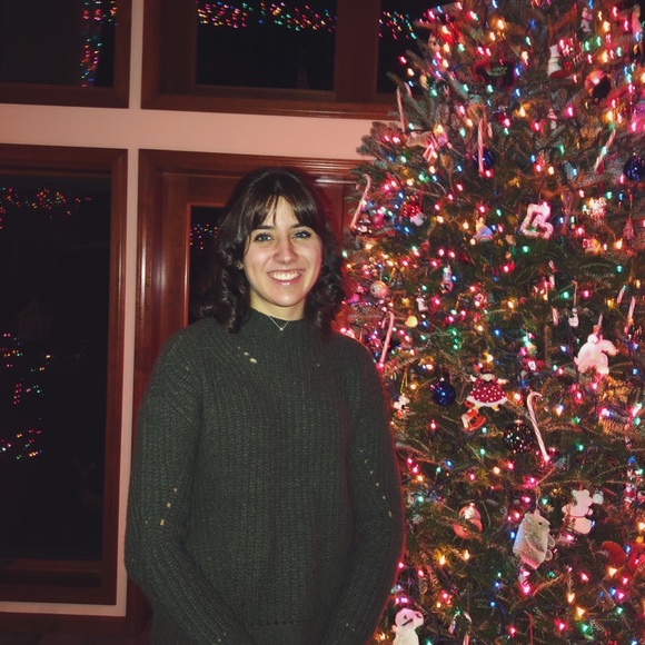 Profile Picture of Sam Speer (@samspeer11) on Poshmark