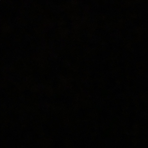 Profile Picture of Nayeli Figaro (@figaronayeli95) on Poshmark