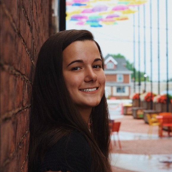 Kylie Sprankle - Poshmark Profile Picture of Kylie Sprankle (@kyspranks05) on Poshmark