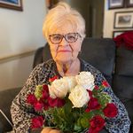 Profile Picture of deborah T hollon (@hakavshcc) on Instagram