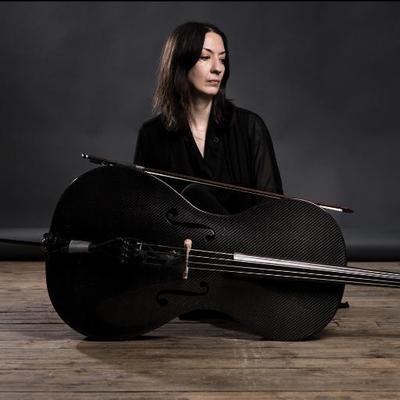 Profile Picture of Julia Kent (@juliakent) on Twitter