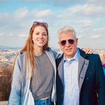Profile Picture of Carol Dupont (@carol_d18) on Instagram