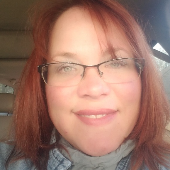 Amanda Tagert - Poshmark Profile Picture of Amanda Tagert (@atagert83) on Poshmark