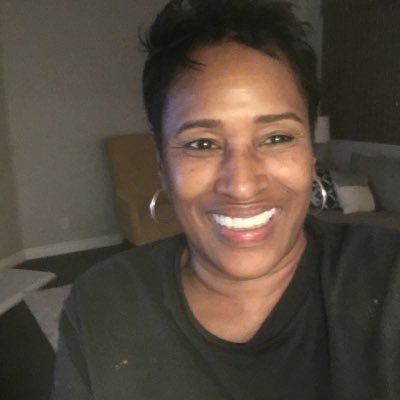 Profile Picture of Jo Ann Miller (@mooV_buff23) on Twitter