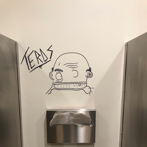 Profile Picture of Gavgavin Dahler (@gavindahler) on Poshmark