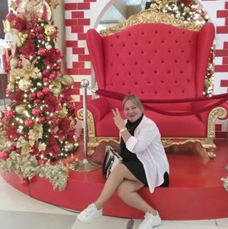 Tess Prado - Facebook Profile Picture of Tess Prado (@tess.prado.52) on Facebook